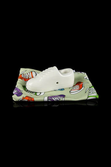 Art of Smoke Ceramic Sneaker Pipe